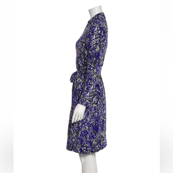 Authentic Diane Von Furstenberg Animal Print Wrap Dress - Picture 3 of 15